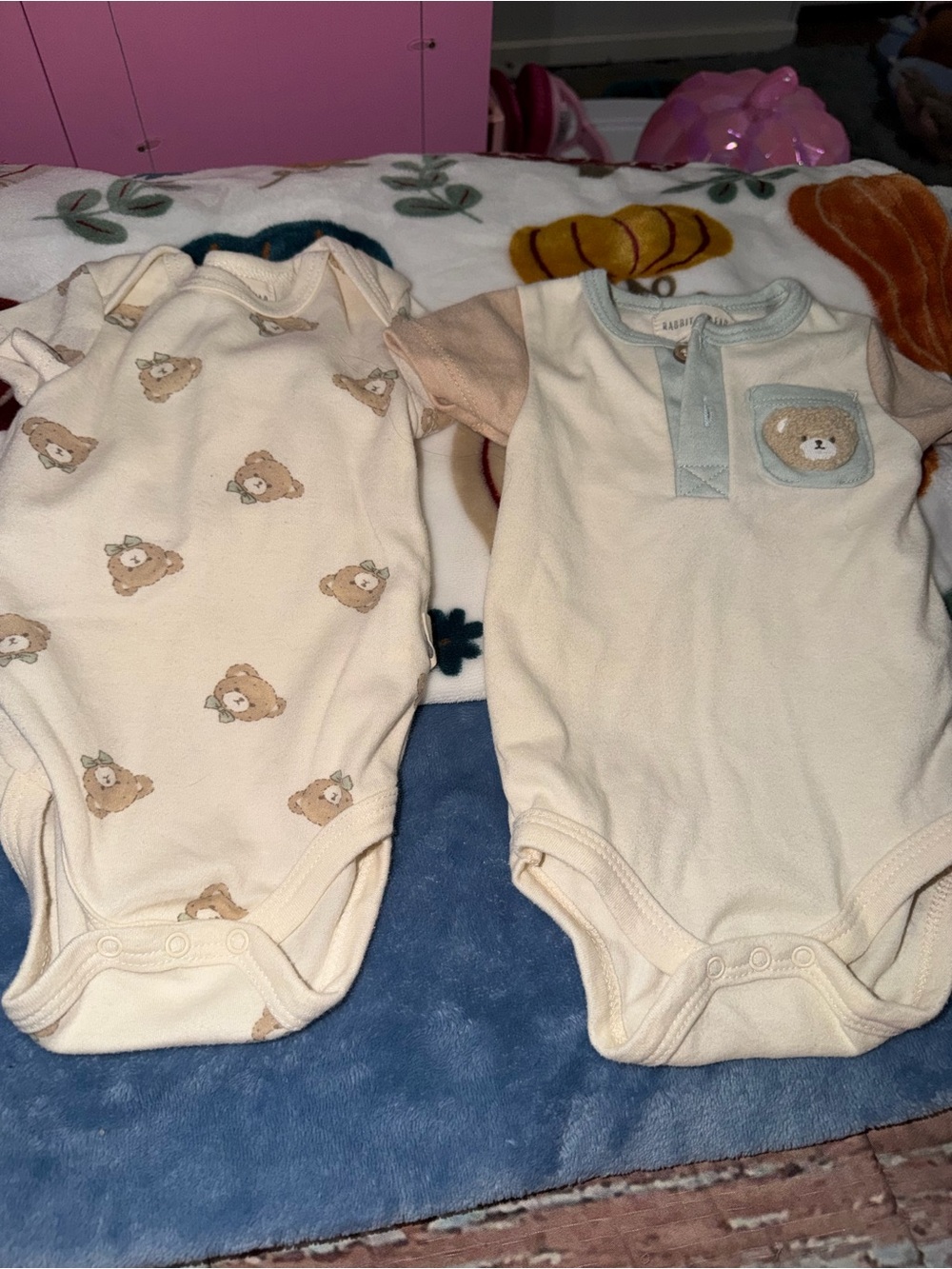 Cream Bear-Print Baby One-Piece Bodysuit with Pocket Detail